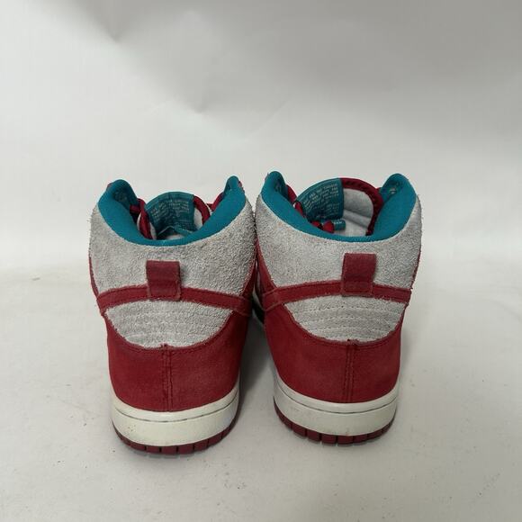 Nike SB Dunk High Pro “Dr. Seuss” 305050-661